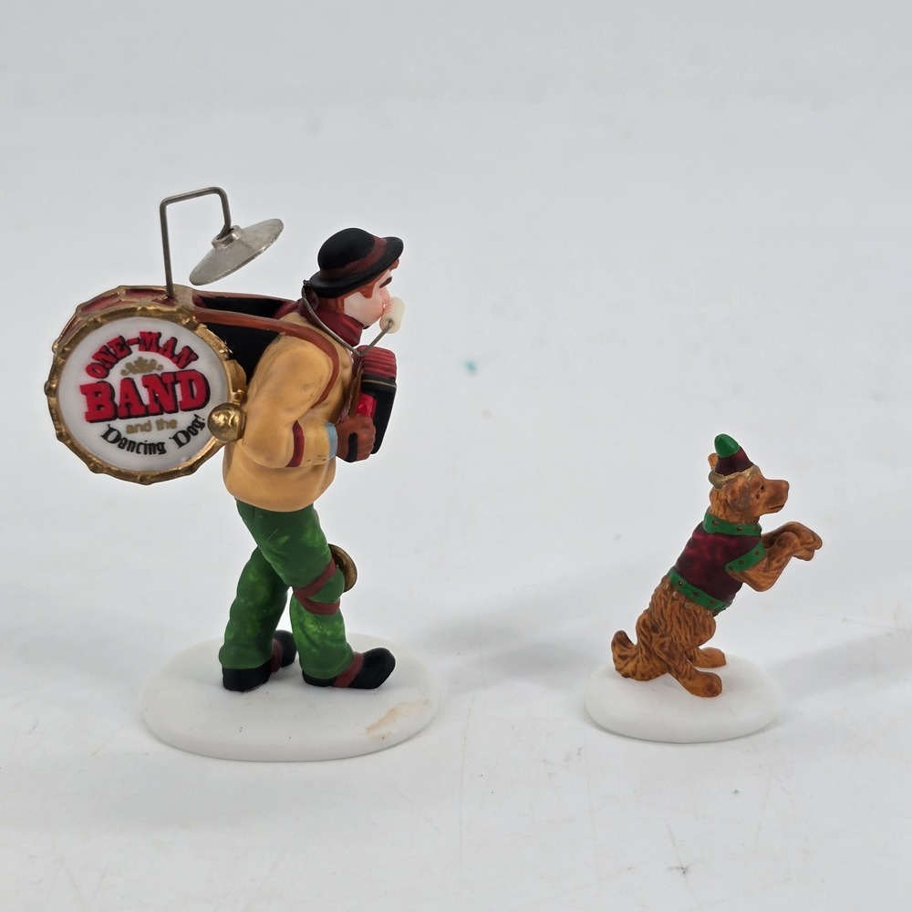 Dept 56 One-Man Band and the Dancing Dog Heritage Village Christmas 58891 *